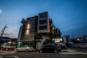 Cheonjiyeon Hotel